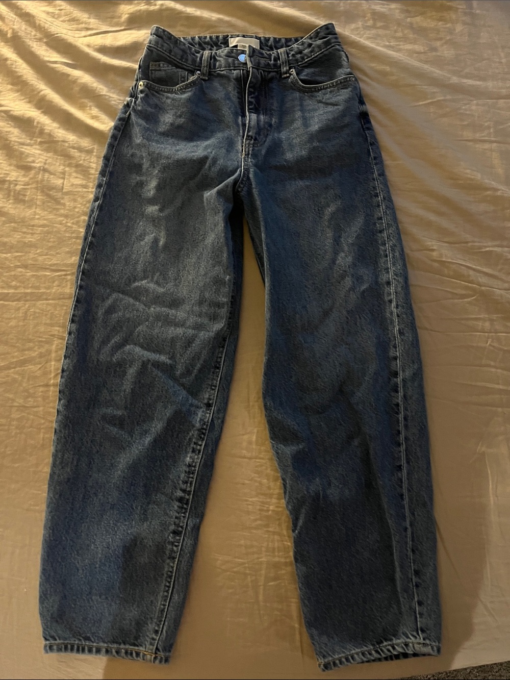 H&M Women’s Barrel Jeans